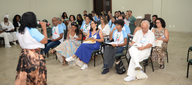 Interação e aproximação entre os(as) servidores(as) marcam o segundo dia do V Encontro de Técnicos Administrativos da UNEB